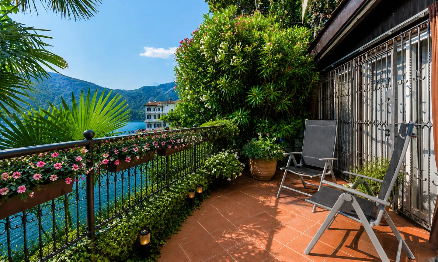 Exclusive - Waterfront Jewel with Dock in Bissone - Photo 7 of 9