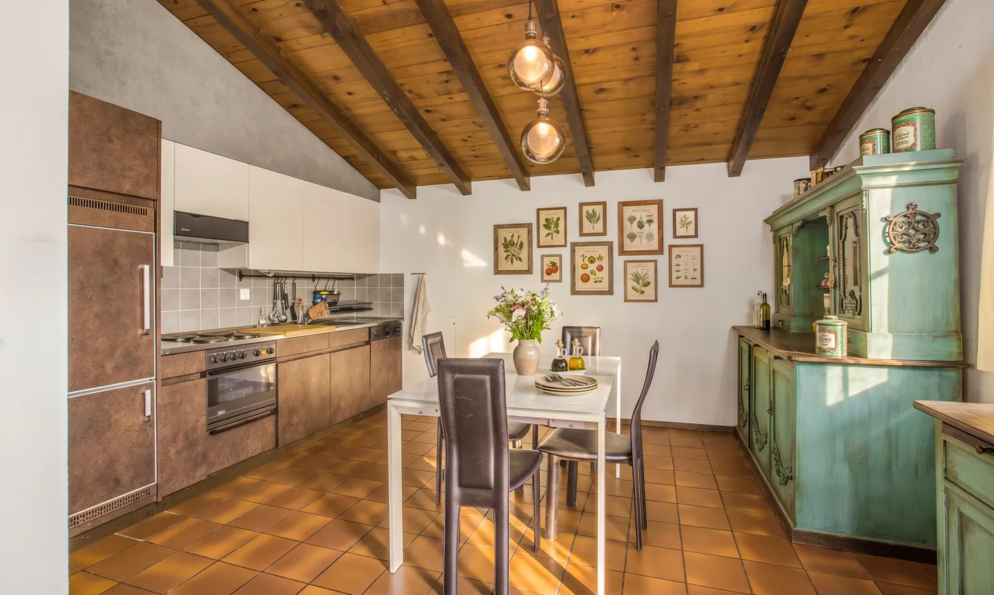 SCHÖNES TICINESE HAUS MIT BAULAND IN LUGAGGIA - Foto 2 von 12