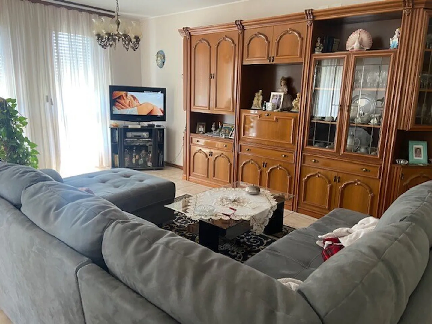 SPACIOUS SEMI-DETACHED HOUSE WITH GARDEN IN LIGORNETTO - Photo 8 of 9
