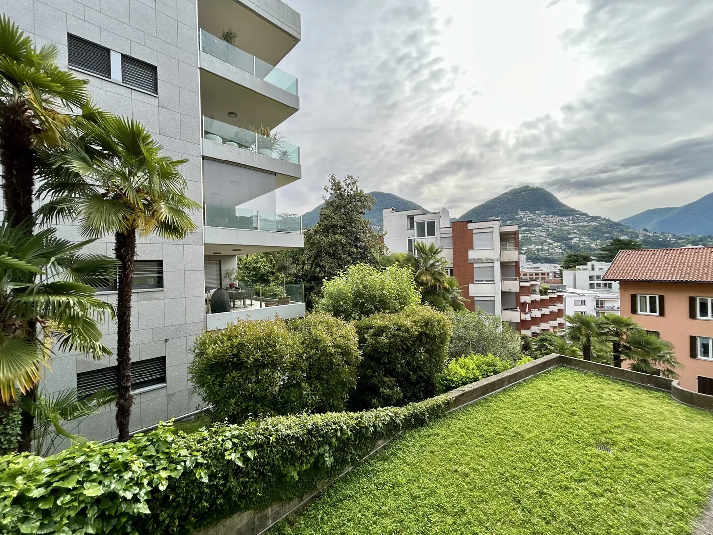 RENT BRIGHT STUDIO OF 37 SQM IN LUGANO - Photo 8 of 8