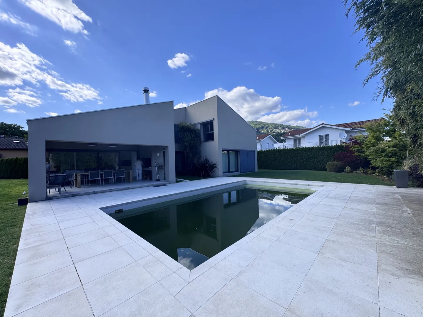 MODERN VILLA 7.5 ROOMS WITH POOL AND LAND IN MAGLIASO - Photo 1 of 9