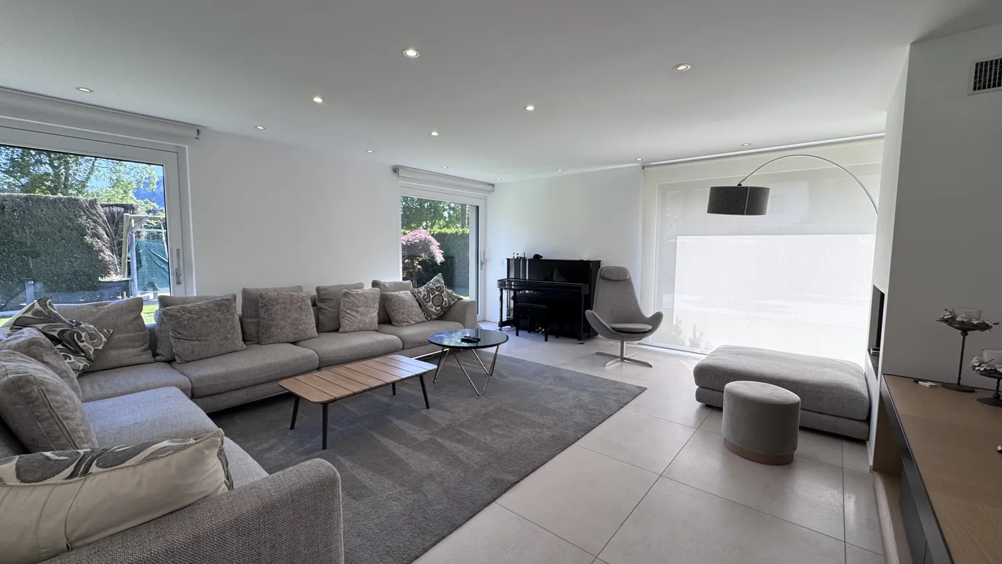 MODERN VILLA 7.5 ROOMS WITH POOL AND LAND IN MAGLIASO - Photo 4 of 9