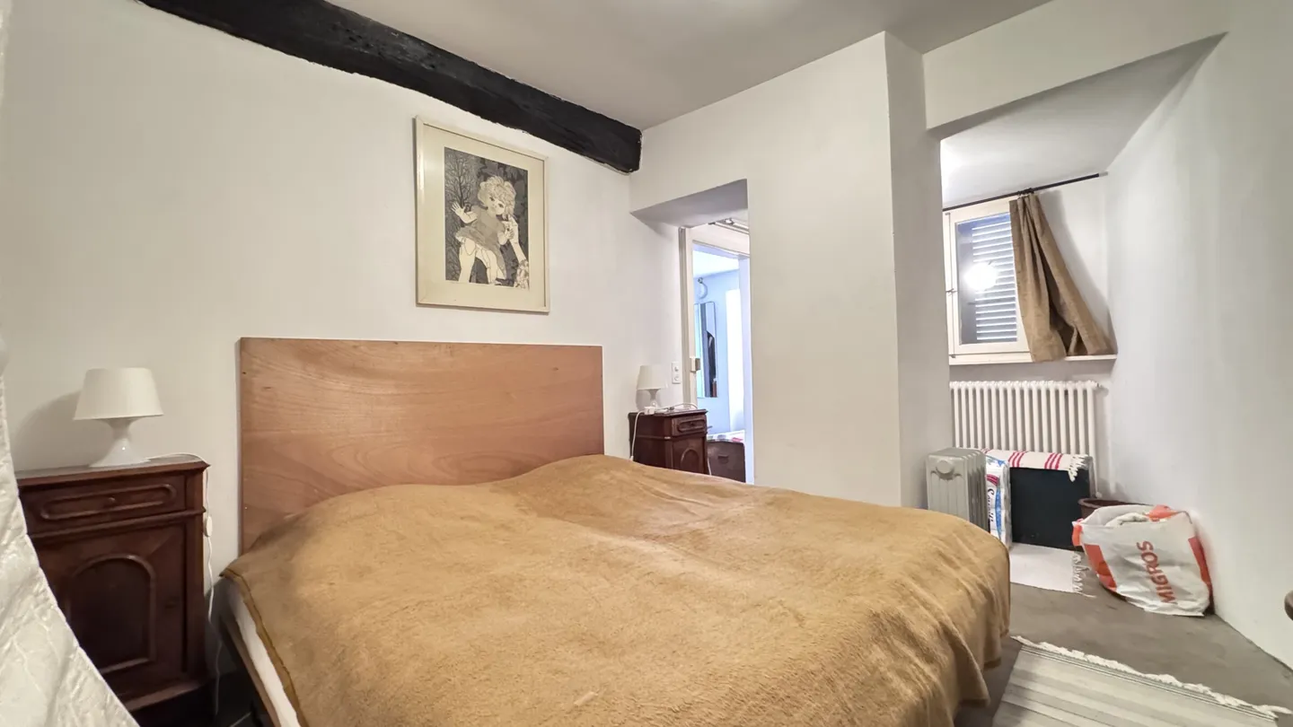 MAISON SPACIEUSE ET CARACTÉRISTIQUE DE 6,5 PIÈCES À CADRO - Photo 8 sur 10