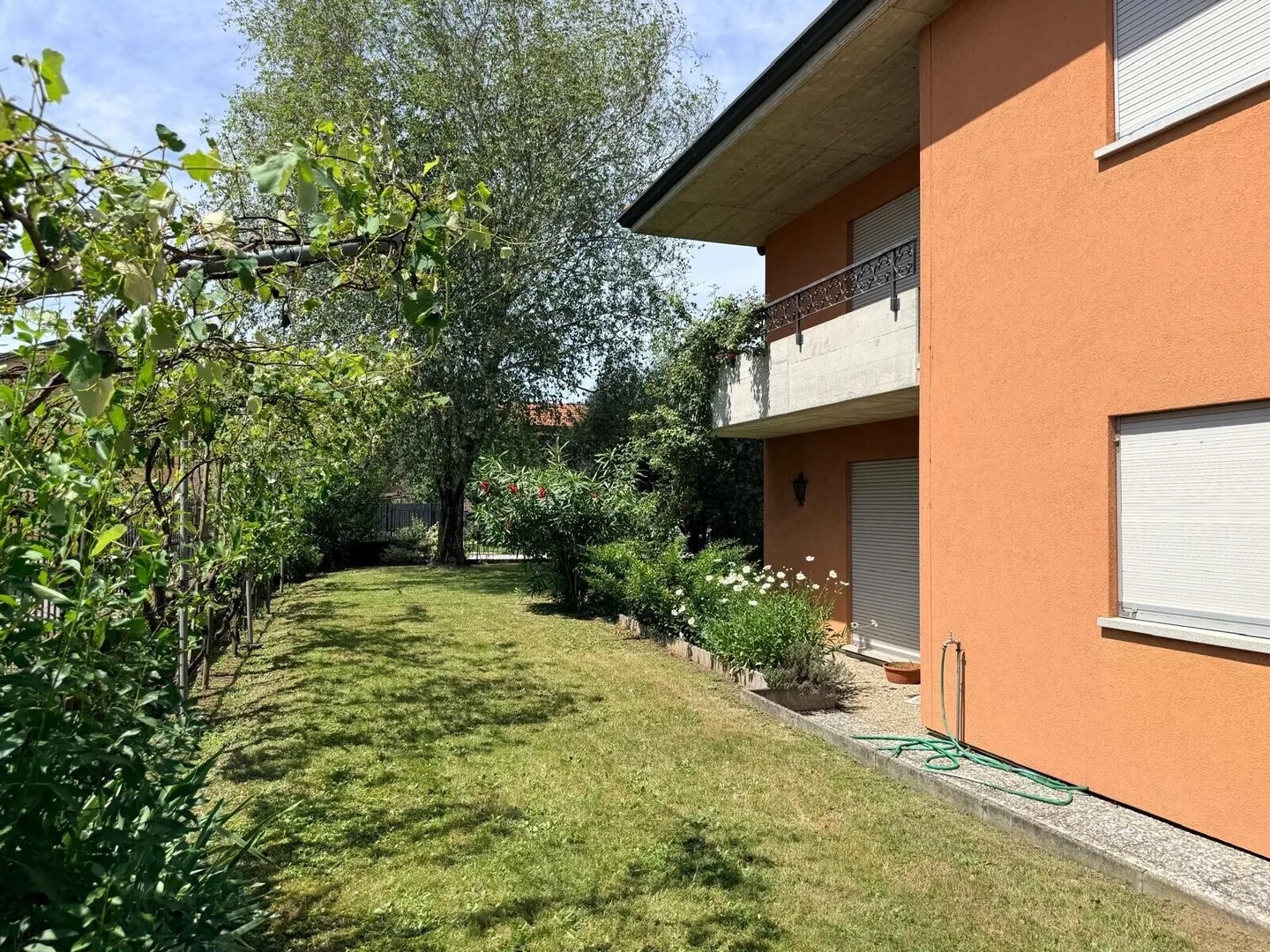 GERÄUMIGES UND SCHÖNES HAUS MIT 6 ZIMMERN UND KELLER IN GENESTRERIO - Foto 9 von 9