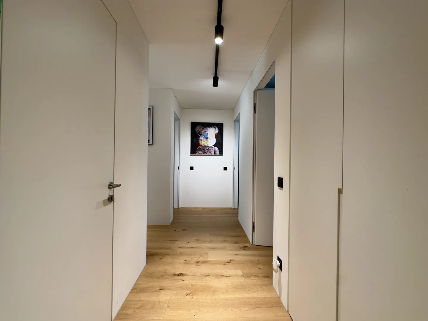 MODERNE ET SPACIEUSE 4.5 AVEC FINITIONS DE QUALITÉ À CAMIGNOLO - Photo 2 sur 13