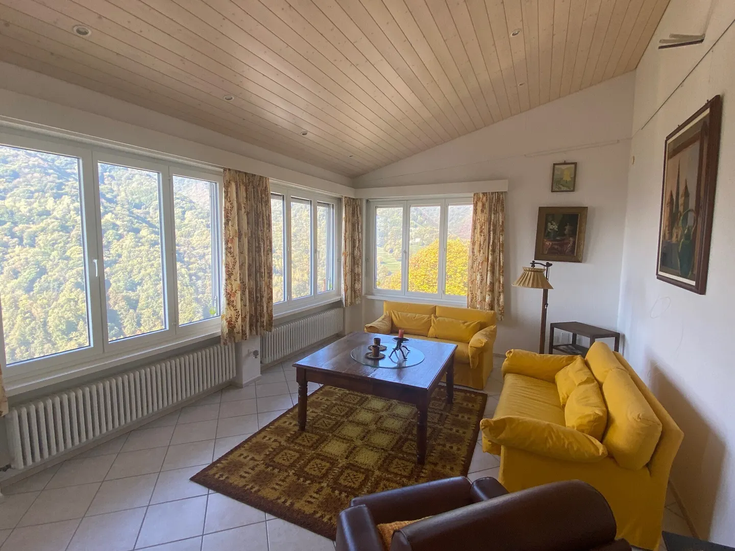 MAISON AVEC 2 APPARTEMENTS ET VUE PANORAMIQUE DANS LA VAL DI MUGGIO - Photo 1 sur 11