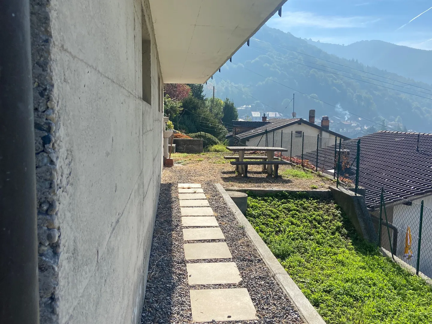MAISON AVEC 2 APPARTEMENTS ET VUE PANORAMIQUE DANS LA VAL DI MUGGIO - Photo 8 sur 11