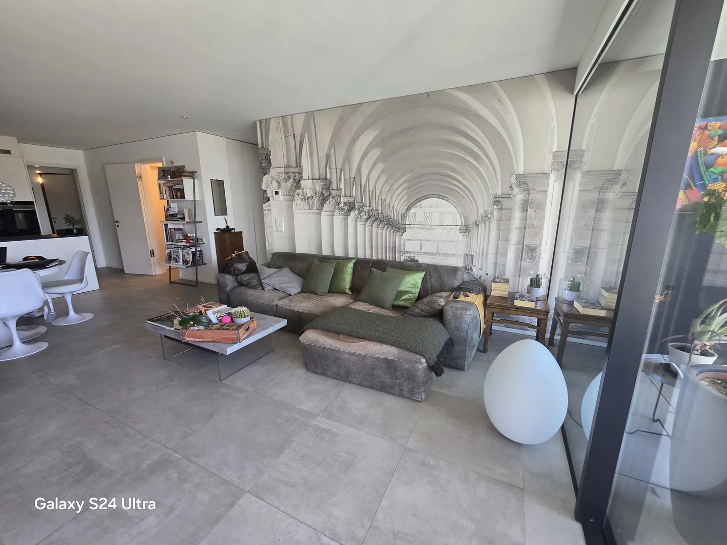 MODERNES 4.5 ZIMMER HOCHWERTIG MIT TERRASSE IN MASSAGNO - Foto 1 von 9
