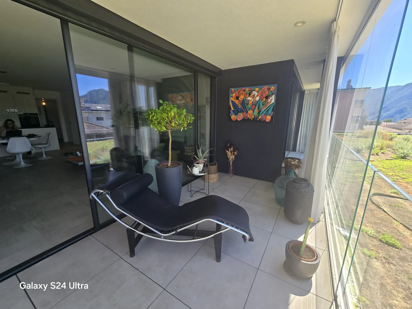 MODERNES 4.5 ZIMMER HOCHWERTIG MIT TERRASSE IN MASSAGNO - Foto 6 von 9