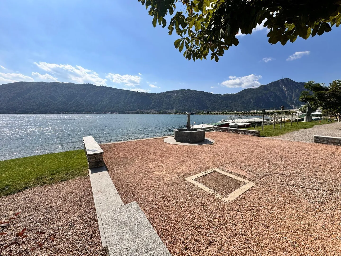 BELLISSIMO DUPLEX 3.5 LOCALI DI NUOVA COSTRUZIONE A BISSONE - Foto 8 di 9