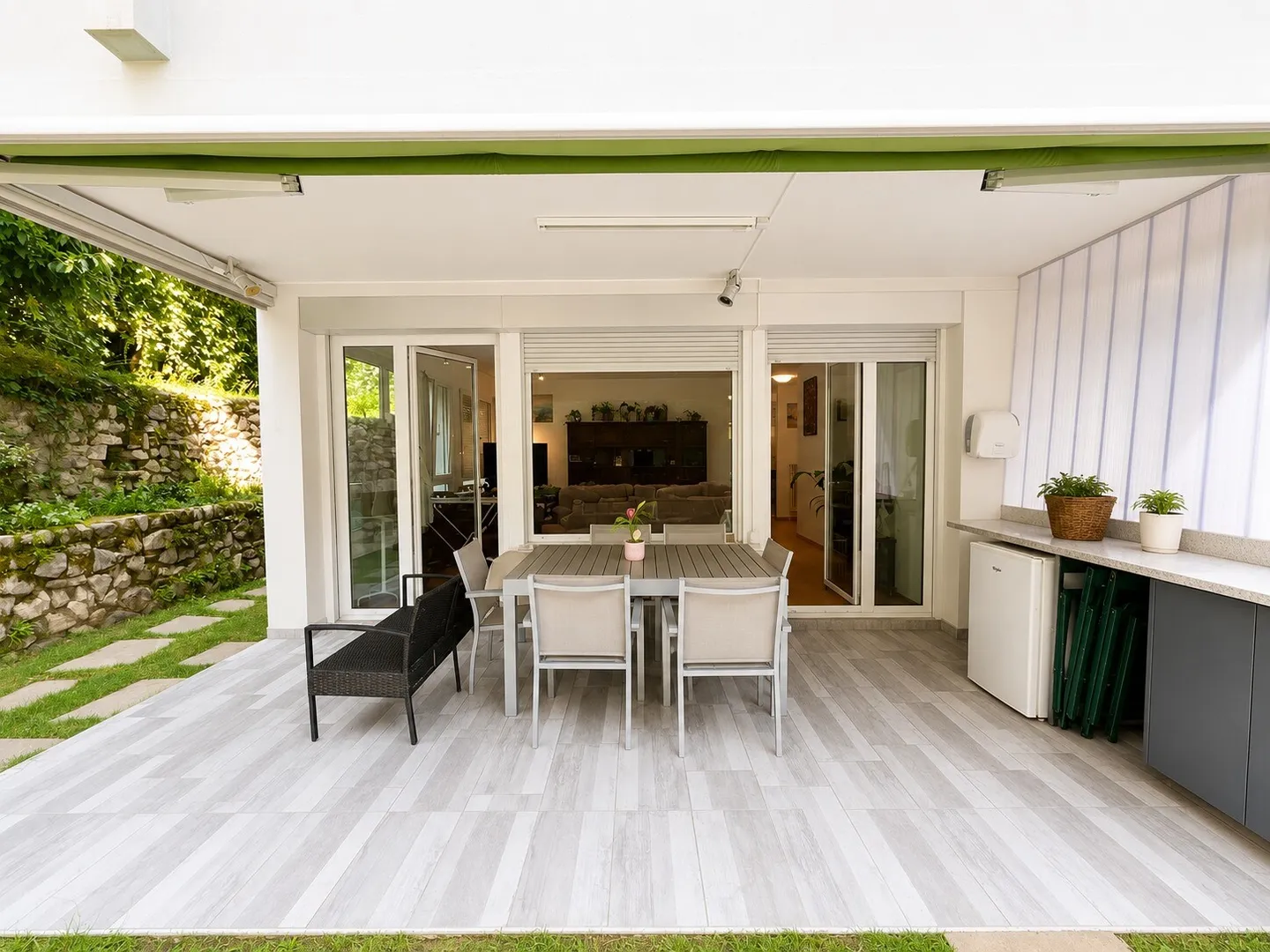 Appartamento Charmante con Giardino Privato - Foto 3 di 9