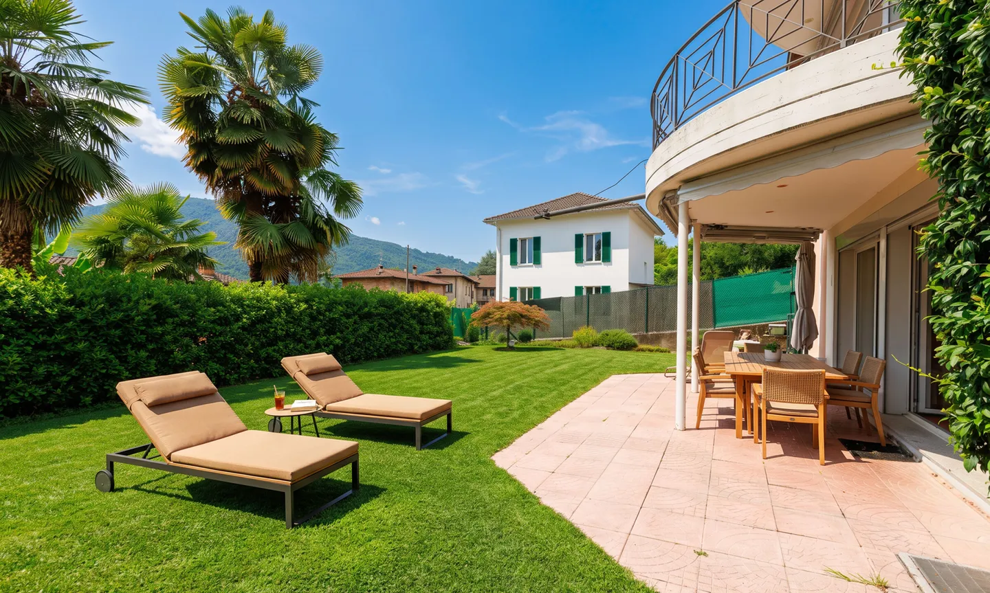 SPLENDID VILLA WITH 7.5 ROOMS AND PRIVATE GARDEN IN MONTEGGIO - Photo 8 of 12