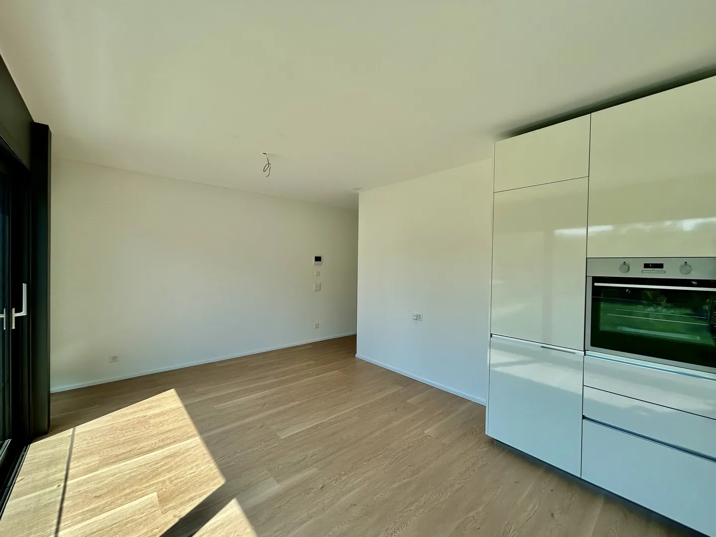 ZU VERMIETEN NEUE 3.5 ZIMMER MIT OFFENEM BLICK IN NOVAZZANO - Foto 4 von 9