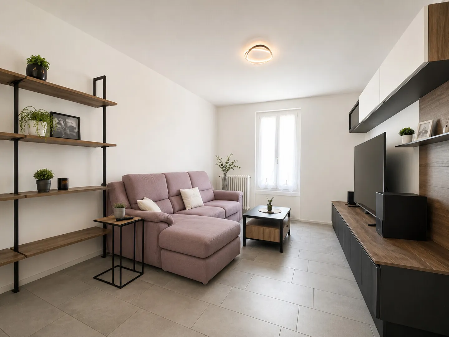 AFFAIRE - NOUVEL APPARTEMENT ÉLÉGANT DE 3.5 PIÈCES À MORBIO INFERIORE - Photo 2 sur 9