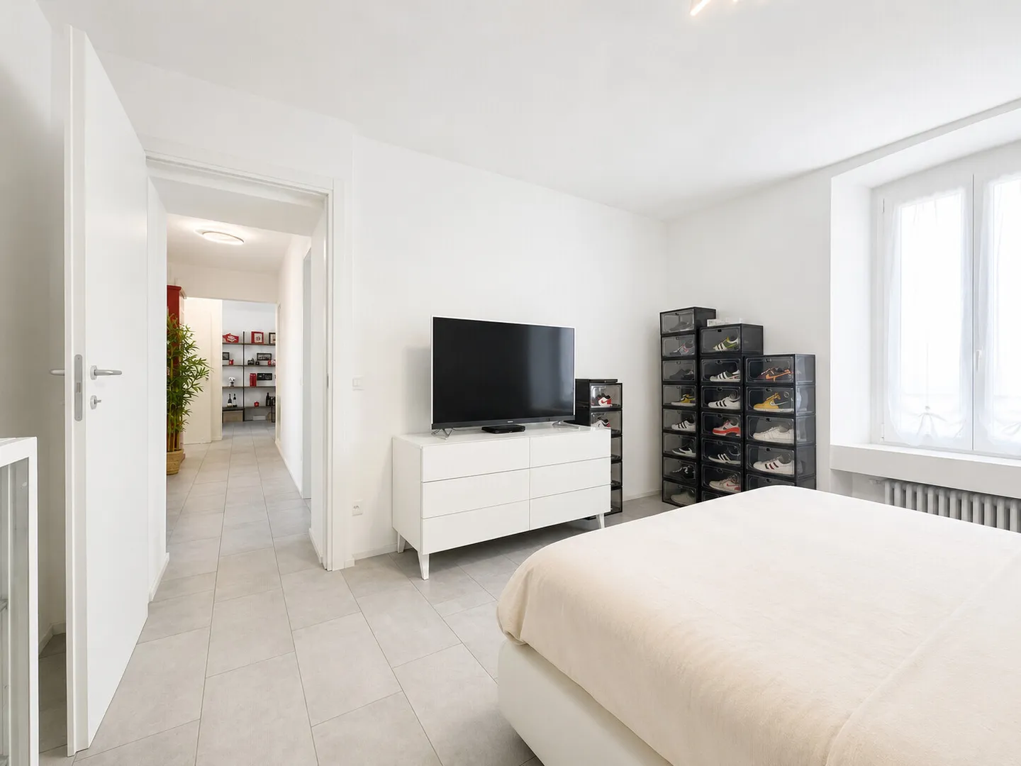 AFFAIRE - NOUVEL APPARTEMENT ÉLÉGANT DE 3.5 PIÈCES À MORBIO INFERIORE - Photo 7 sur 9