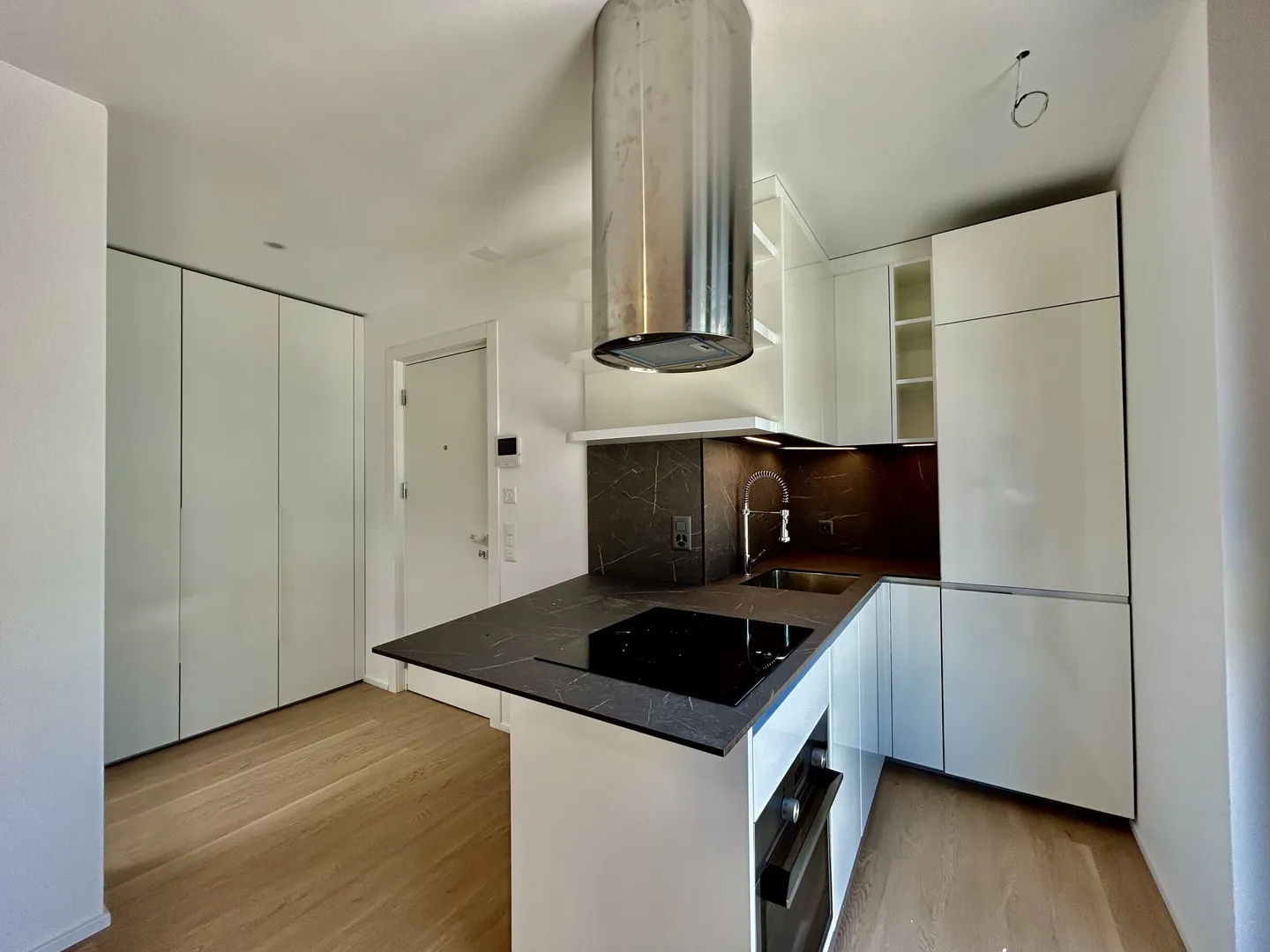 FOR RENT COMFORTABLE AND MODERN 1.5 ROOM APARTMENT IN NOVAZZANO - Photo 4 of 9