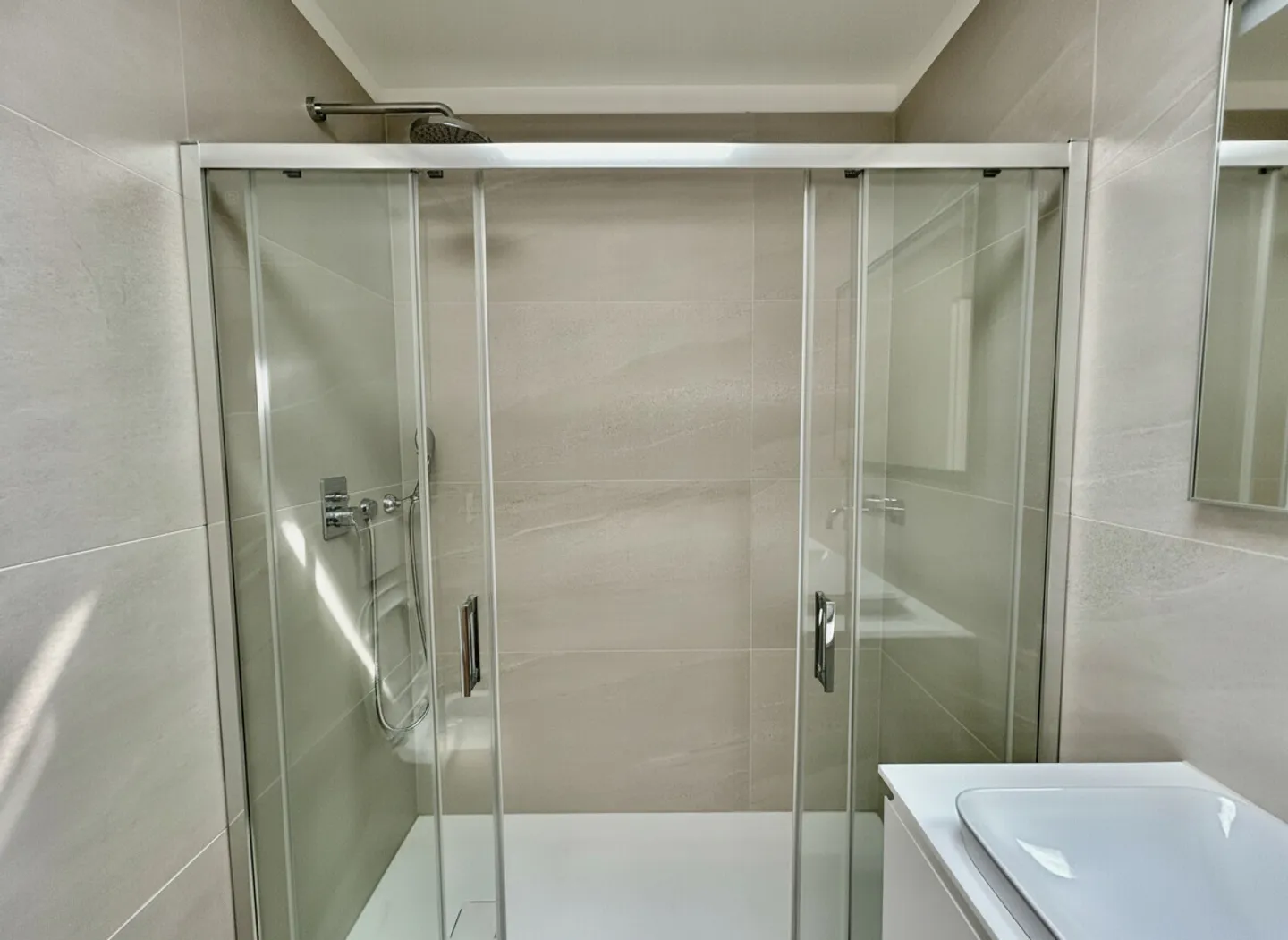 FOR RENT COMFORTABLE AND MODERN 1.5 ROOM APARTMENT IN NOVAZZANO - Photo 9 of 9