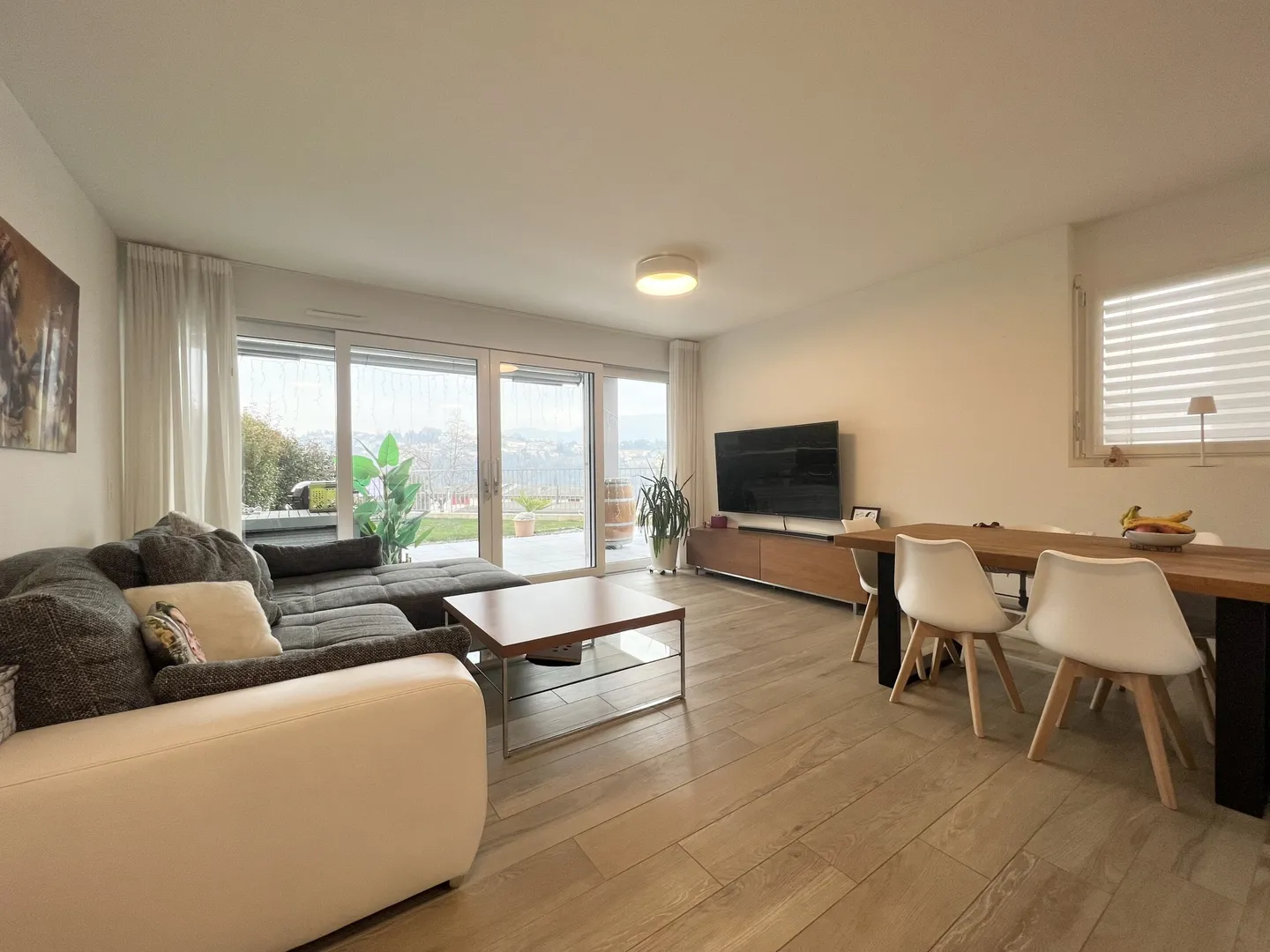 SPACIOUS 3.5 ROOMS WITH GARDEN IN PAZZALLO - Photo 1 of 10