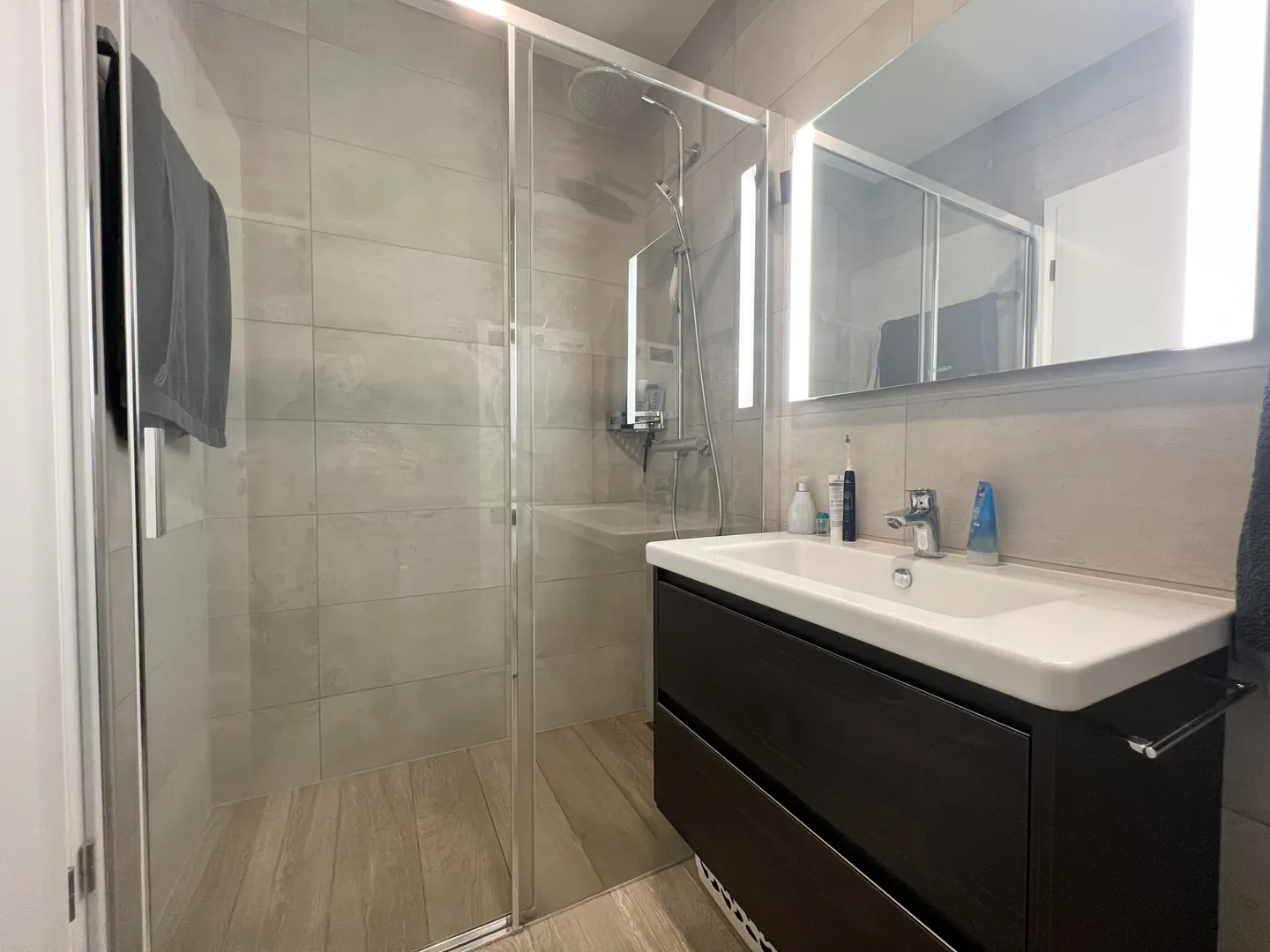 SPACIOUS 3.5 ROOMS WITH GARDEN IN PAZZALLO - Photo 9 of 10