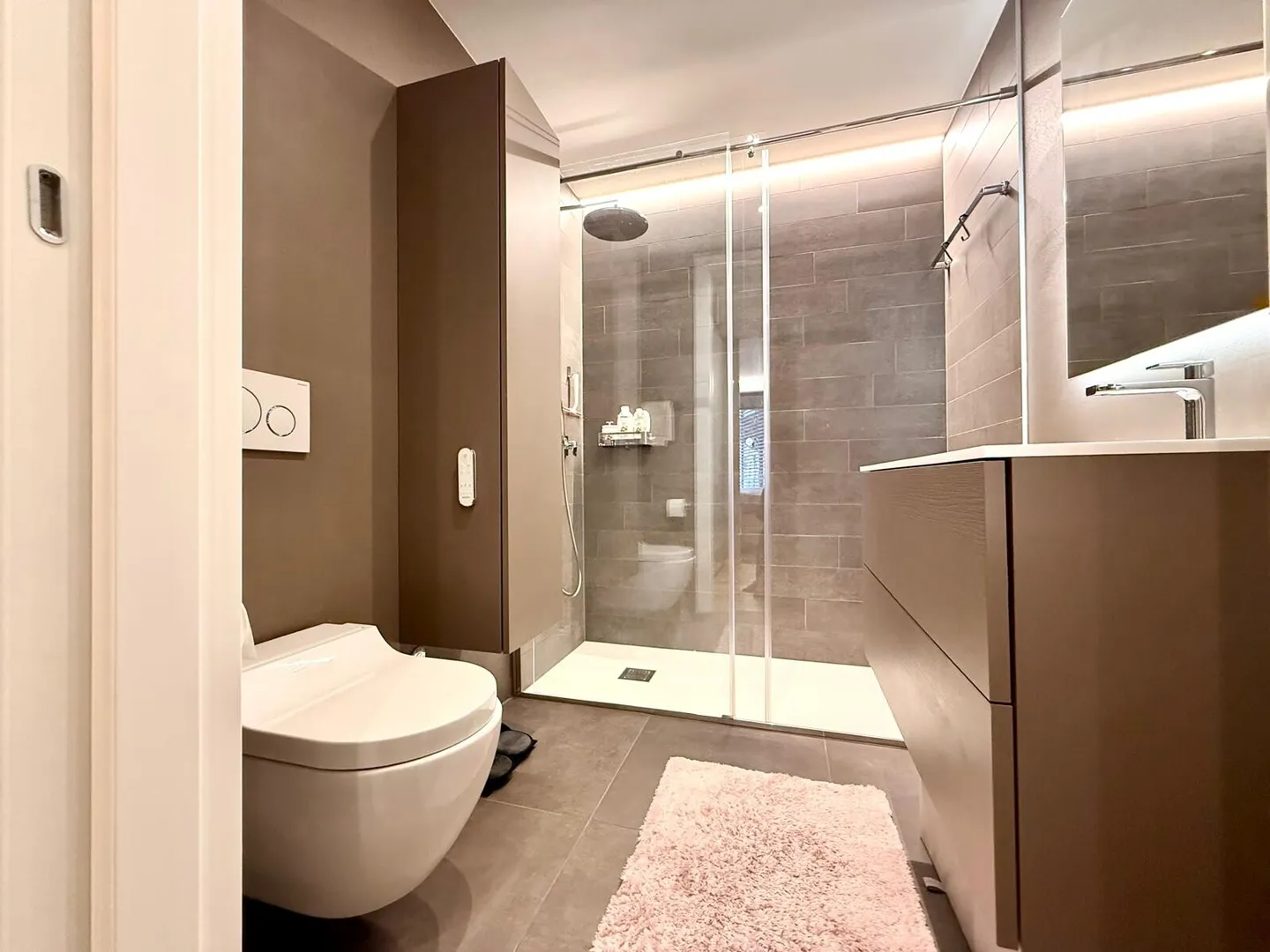 BRIGHT 3.5 ROOMS WITH SPLENDID TERRACE IN PARADISO - Photo 7 of 10