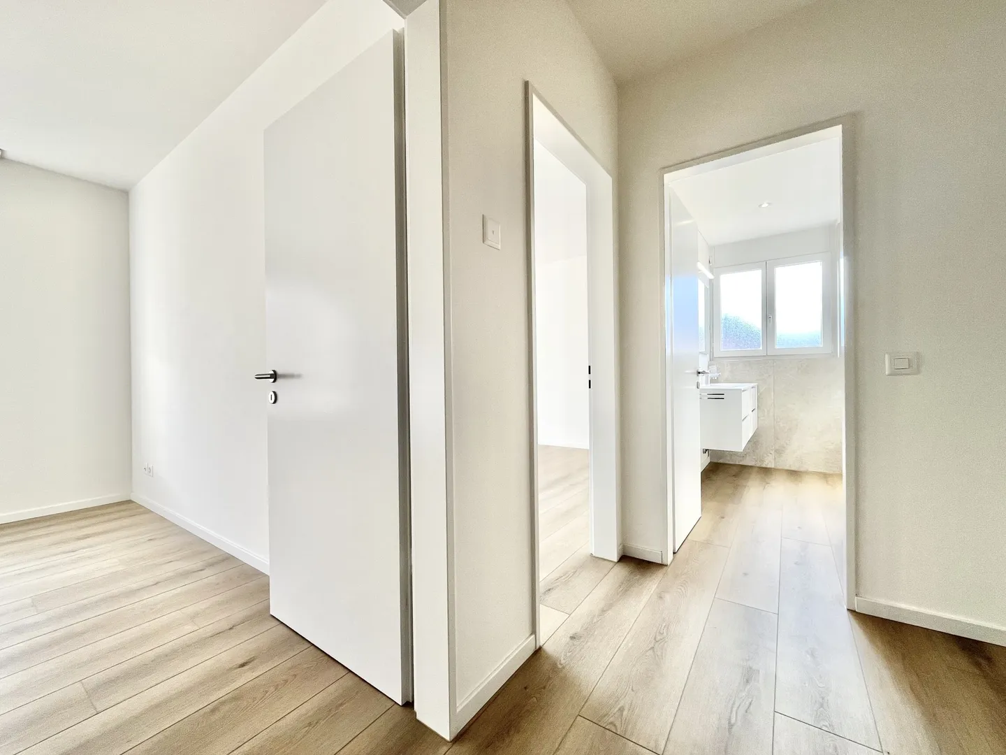 Appartamento 5.5 locali ristrutturato - Foto 3 di 9