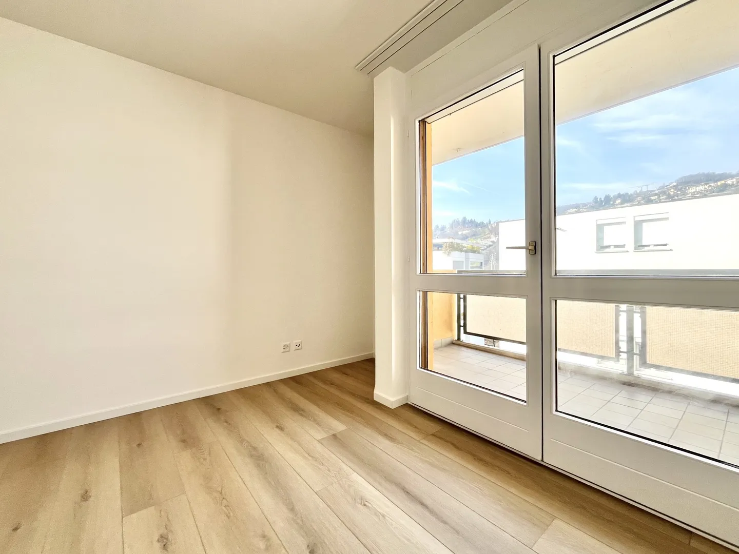 Appartamento 5.5 locali ristrutturato - Foto 8 di 9