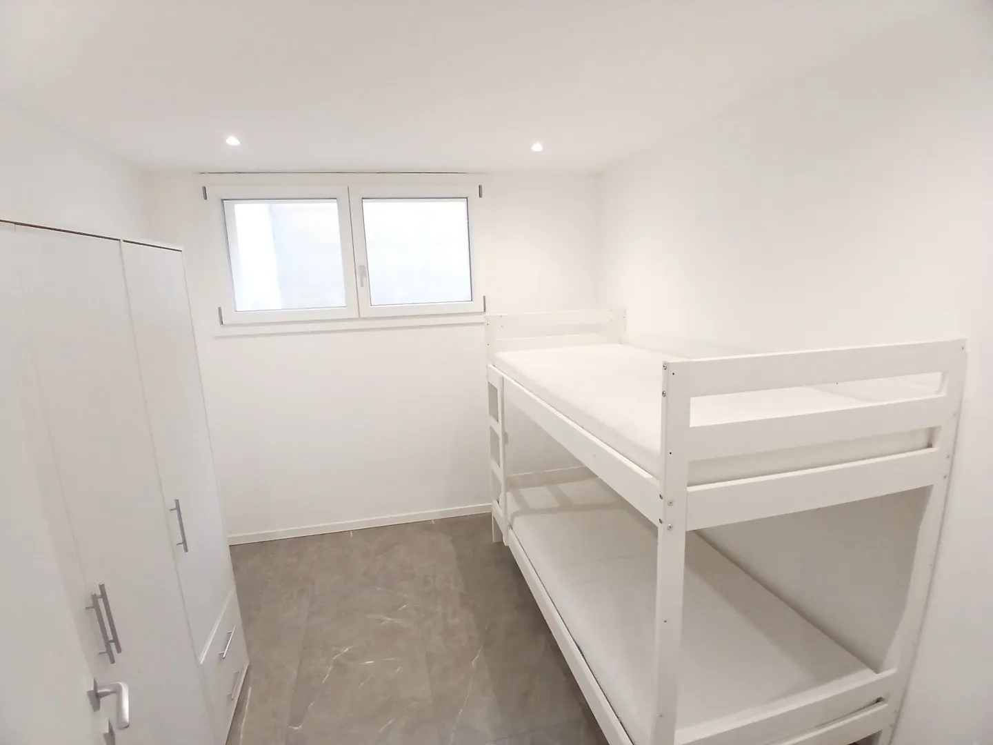 NEW 3.5-ROOM APARTMENT WITH GARDEN IN RIVERA - Photo 8 of 9