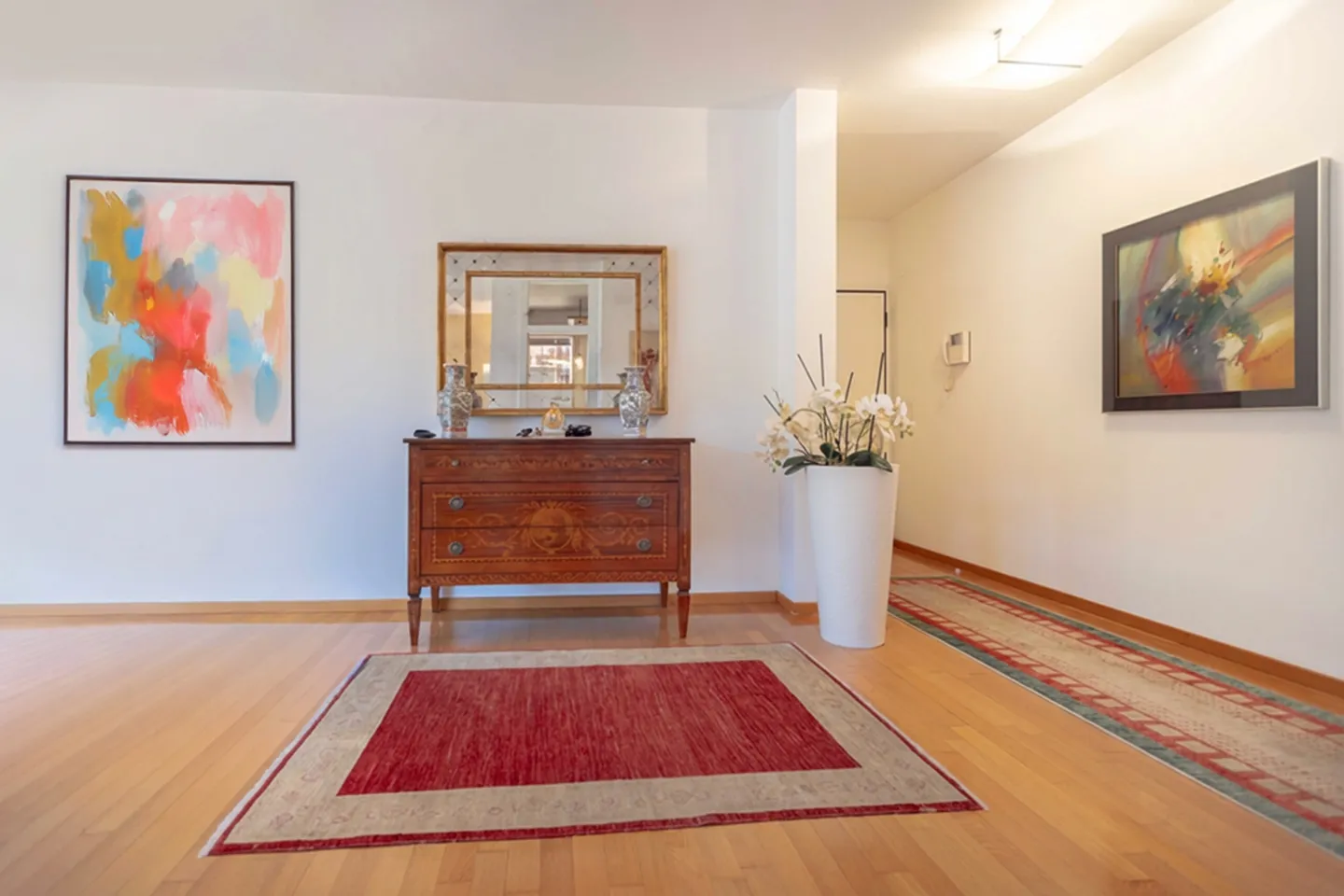 UNMISSABLE - 3.5 ROOMS WITH 180 DEGREE LAKE VIEW - BISSONE - Photo 6 of 9