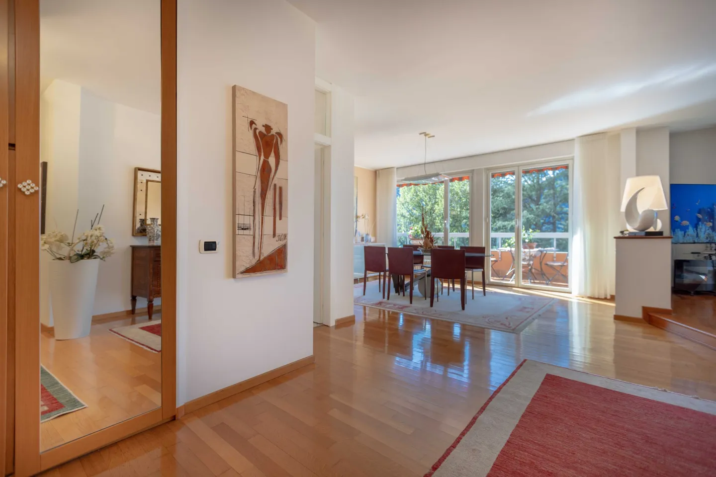 À NE PAS MANQUER - 3.5 PIÈCES AVEC VUE SUR LE LAC À 180 DEGRÉS À BISSONE - Photo 5 sur 10