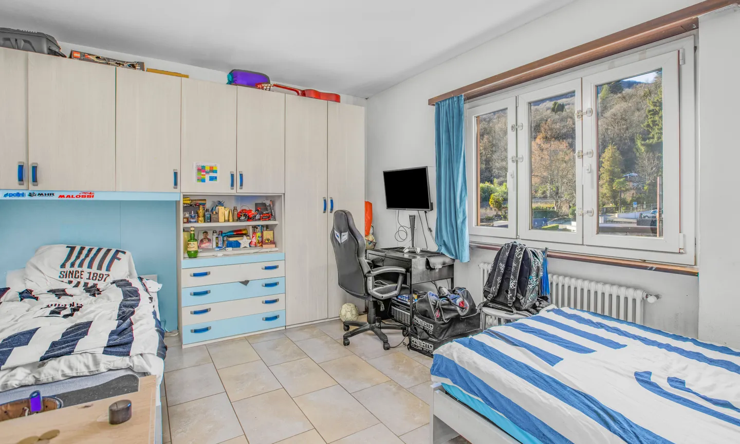 BRIGHT 4.5 ROOMS RENOVATED WITH BALCONY IN CASLANO - Photo 5 of 9