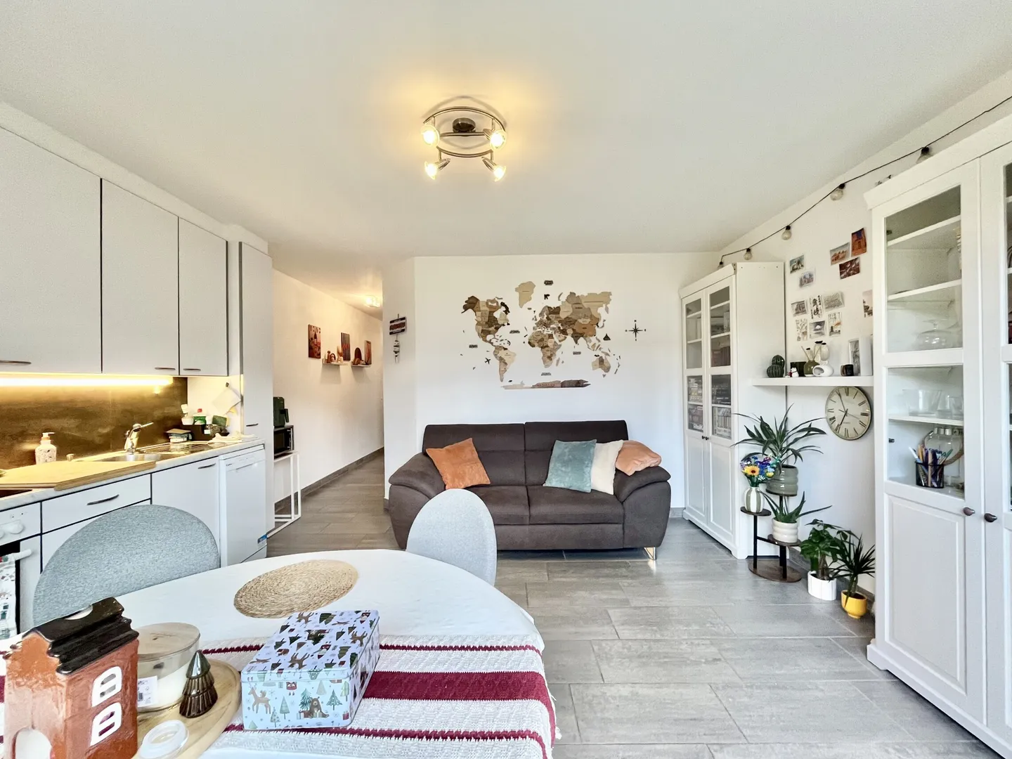 À LOUER 2.5 PIÈCES MEUBLÉES AVEC JARDIN À CASLANO - Photo 5 sur 9