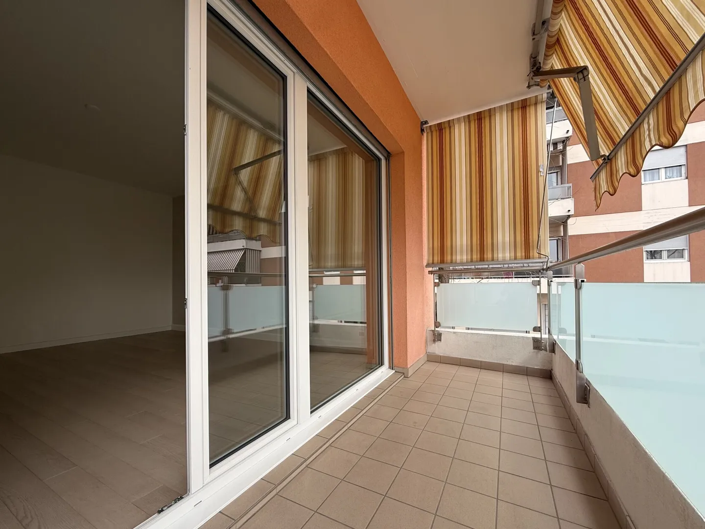 COZY 3.5 ROOMS FOR RENT WITH 2 TERRACES IN VIGANELLO - Photo 5 of 8