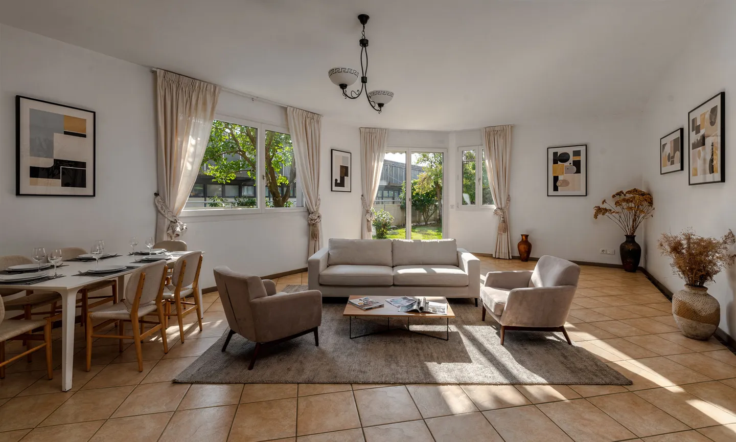 HELLER 3.5-ZIMMER-WOHNUNG MIT GARTEN IN VIGANELLO - Foto 1 von 10