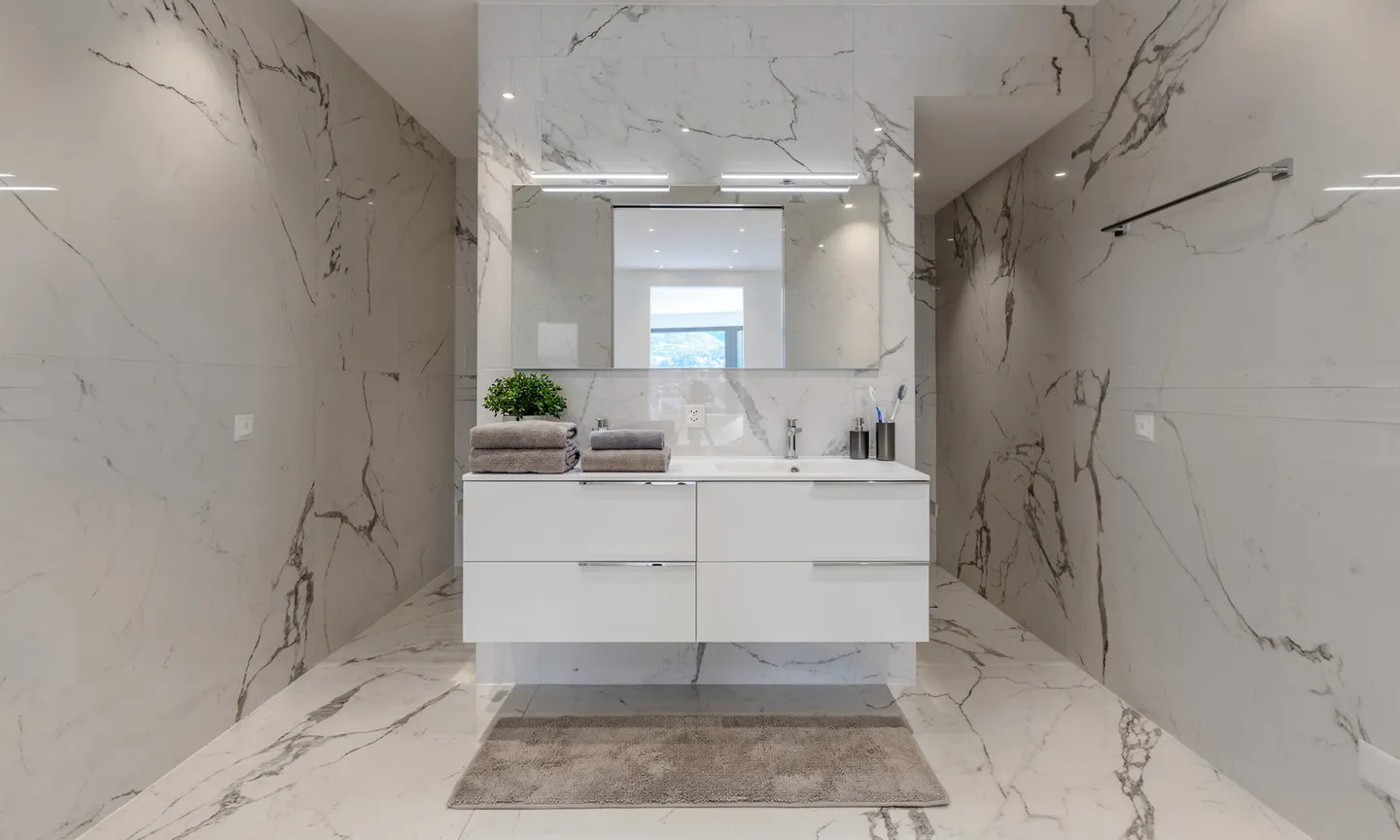 MODERN VILLA WITH POOL AND PANORAMIC TERRACE IN VIGANELLO - Photo 5 of 10