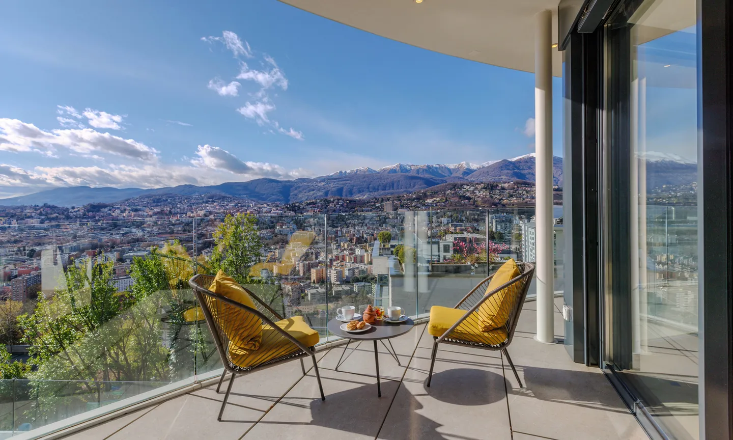 MODERN VILLA WITH POOL AND PANORAMIC TERRACE IN VIGANELLO - Photo 9 of 10