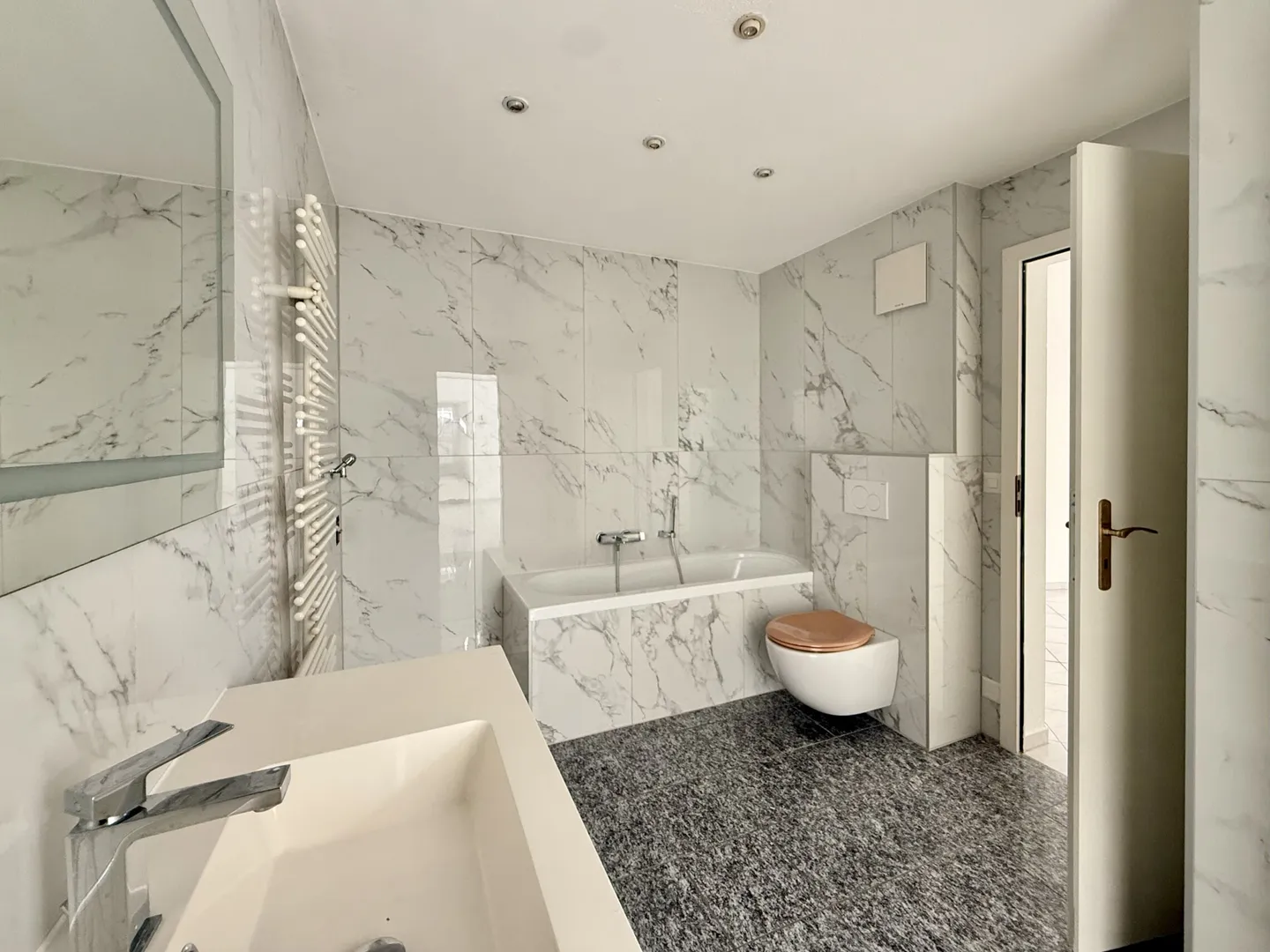 Elegante Triplex a Stabio - Foto 6 di 9