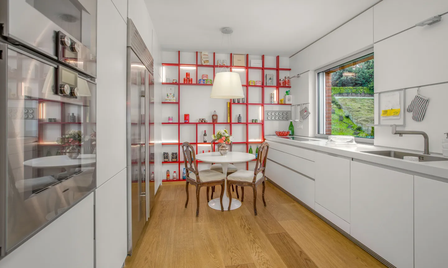 SUPER DUPLEX ATTIC 7.5 + LAKE VIEW AND POOL IN MONTAGNOLA - Photo 4 of 9