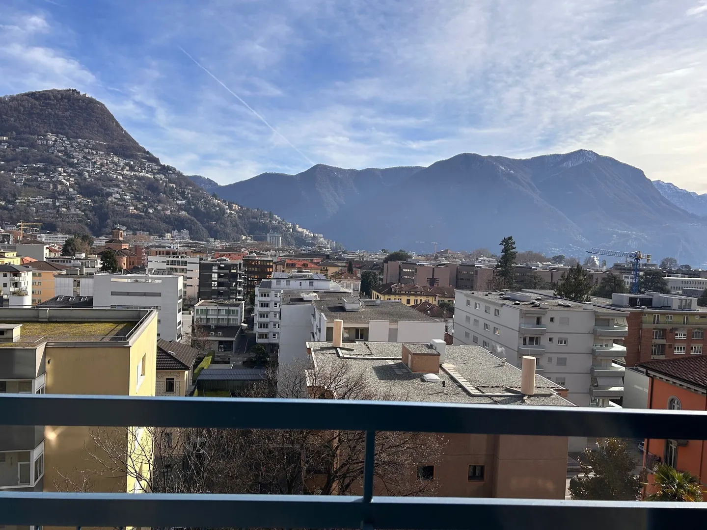 STUNNING 4.5 WITH LAKE VIEW IN A CENTRAL AREA IN LUGANO - Photo 4 of 5