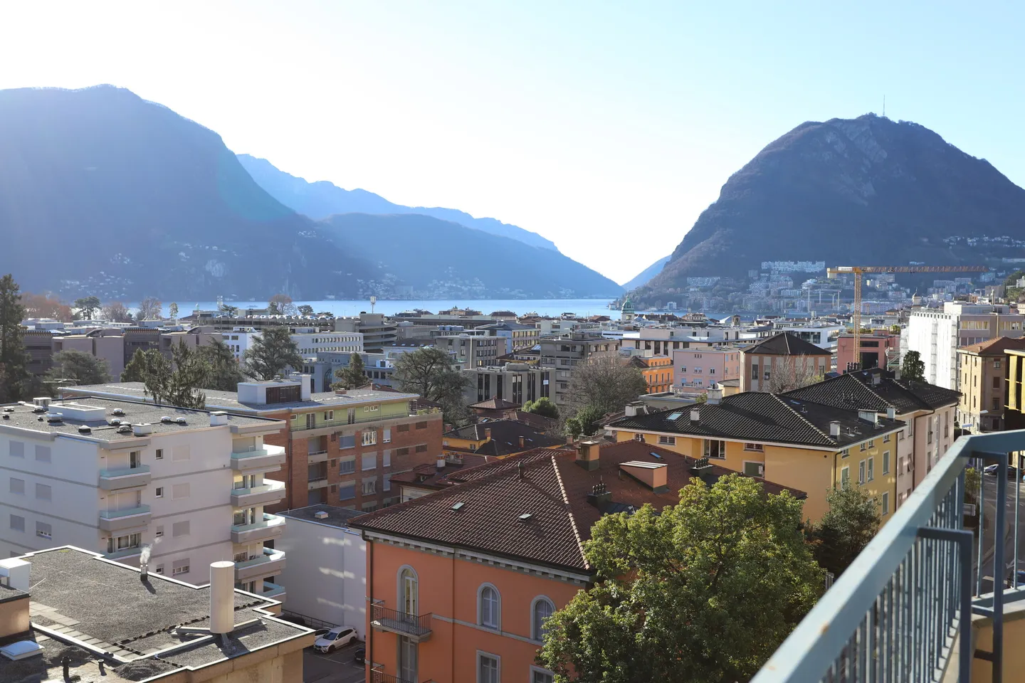 STUNNING 4.5 WITH LAKE VIEW IN A CENTRAL AREA IN LUGANO - Photo 5 of 5