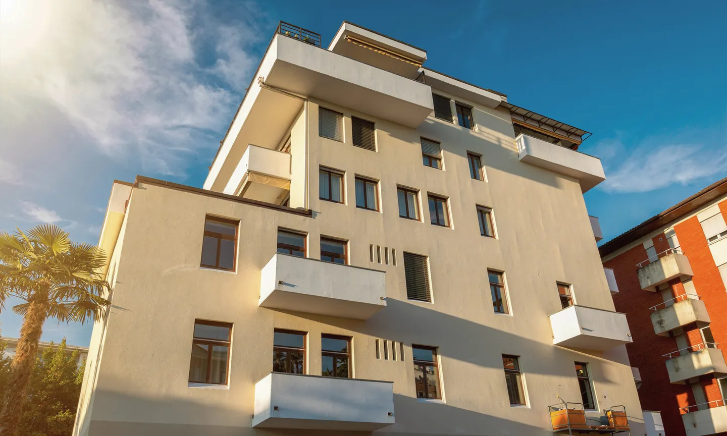 BRIGHT 2.5 ROOMS WITH BALCONY AND PARKING SPACE IN LUGANO - Photo 6 of 7