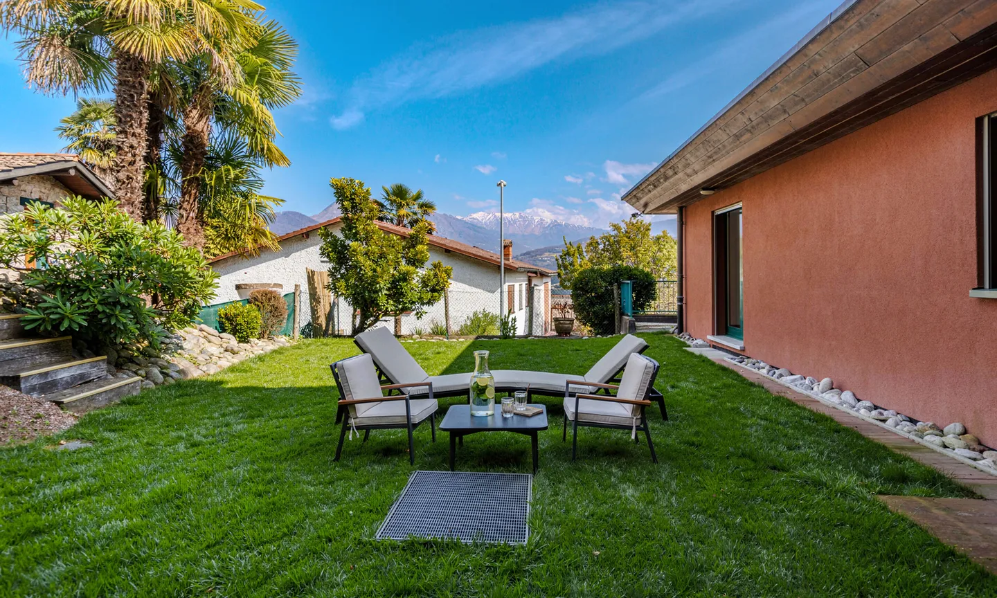 SPACIOUS 4.5 ROOMS INDEPENDENT WITH PRIVATE GARDEN IN MANNO - Photo 7 of 10