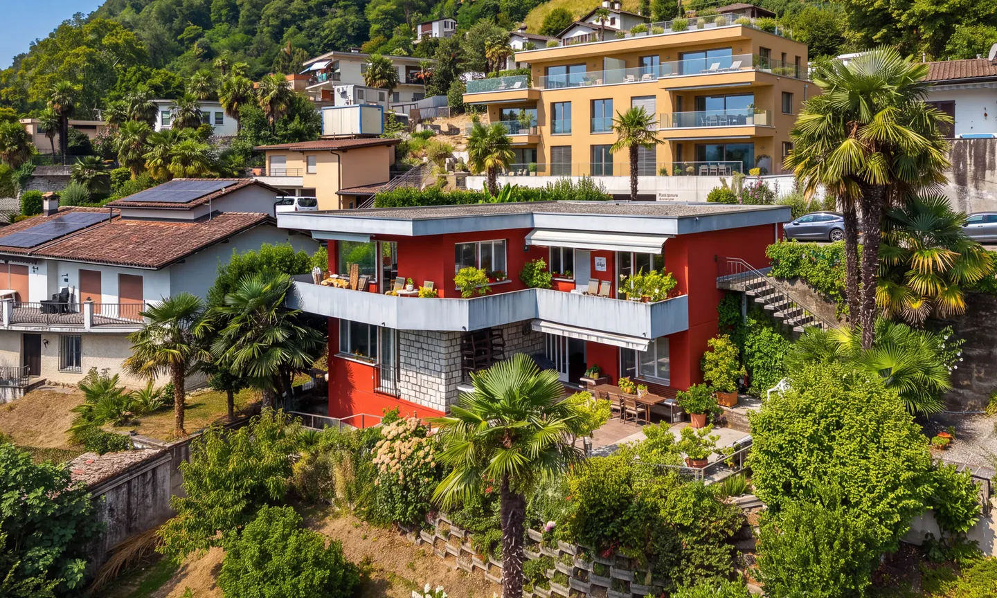 VILLA 6.5 CHAMBRES À RÉNOVER AVEC UNE VUE IMPRENABLE SUR LE LAC À AGNO - Photo 9 sur 9