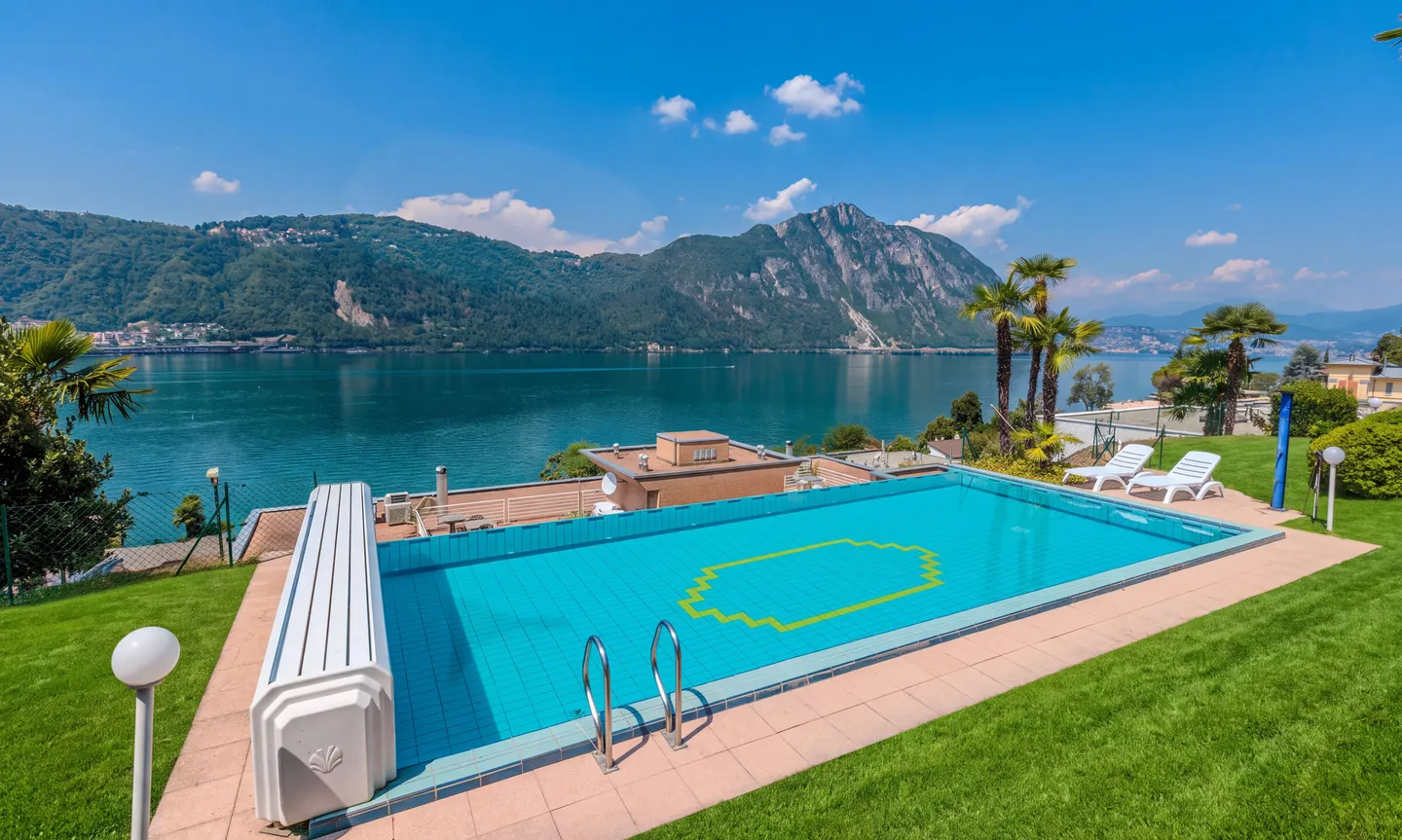 4.5-ROOM PENTHOUSE WITH LAKE VIEW TERRACE IN BISSONE - Photo 9 of 9