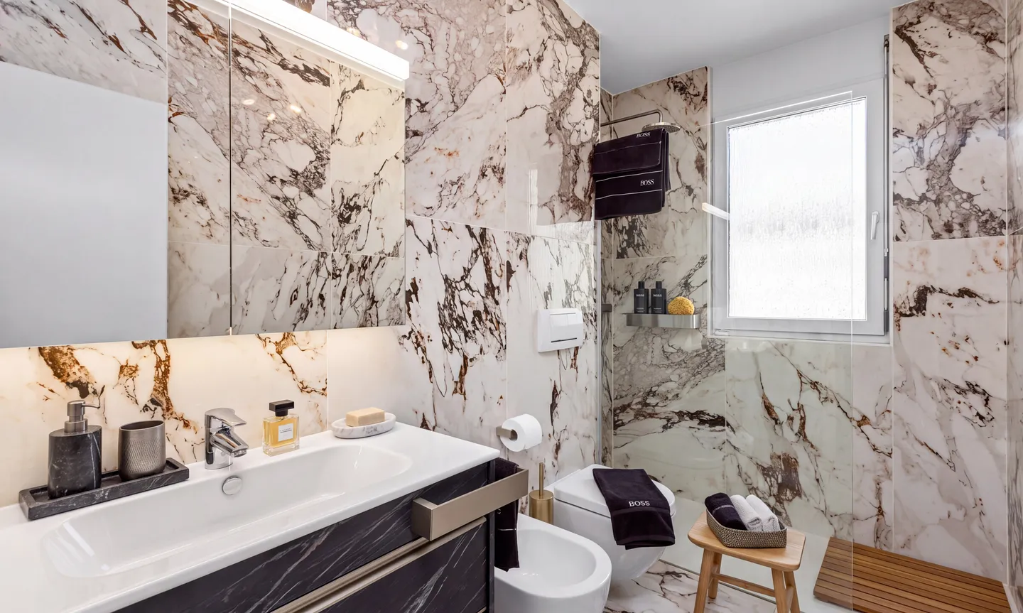 SPACIOUS AND MODERN 4.5 ROOMS WITH TERRACE IN LUGANO-PREGASSONA - Photo 9 of 12