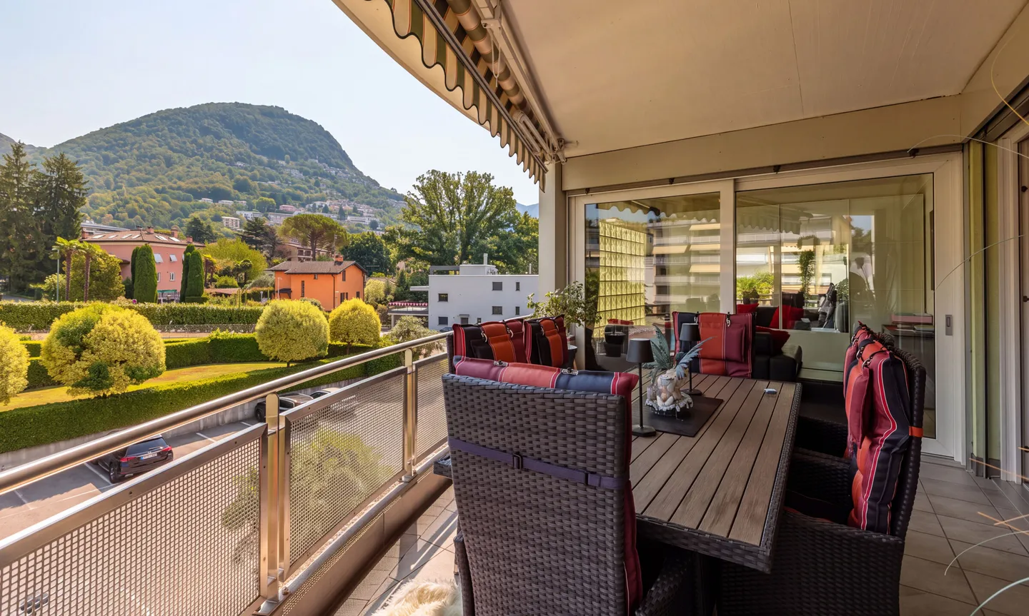 SPACIOUS AND MODERN 4.5 ROOMS WITH TERRACE IN LUGANO-PREGASSONA - Photo 6 of 12
