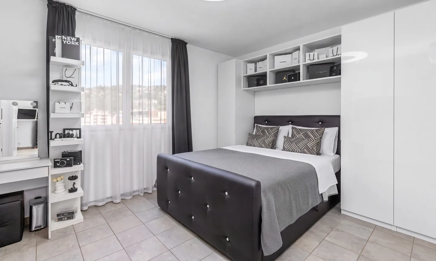 SPACIOUS AND MODERN 4.5 ROOMS WITH TERRACE IN LUGANO-PREGASSONA - Photo 10 of 12