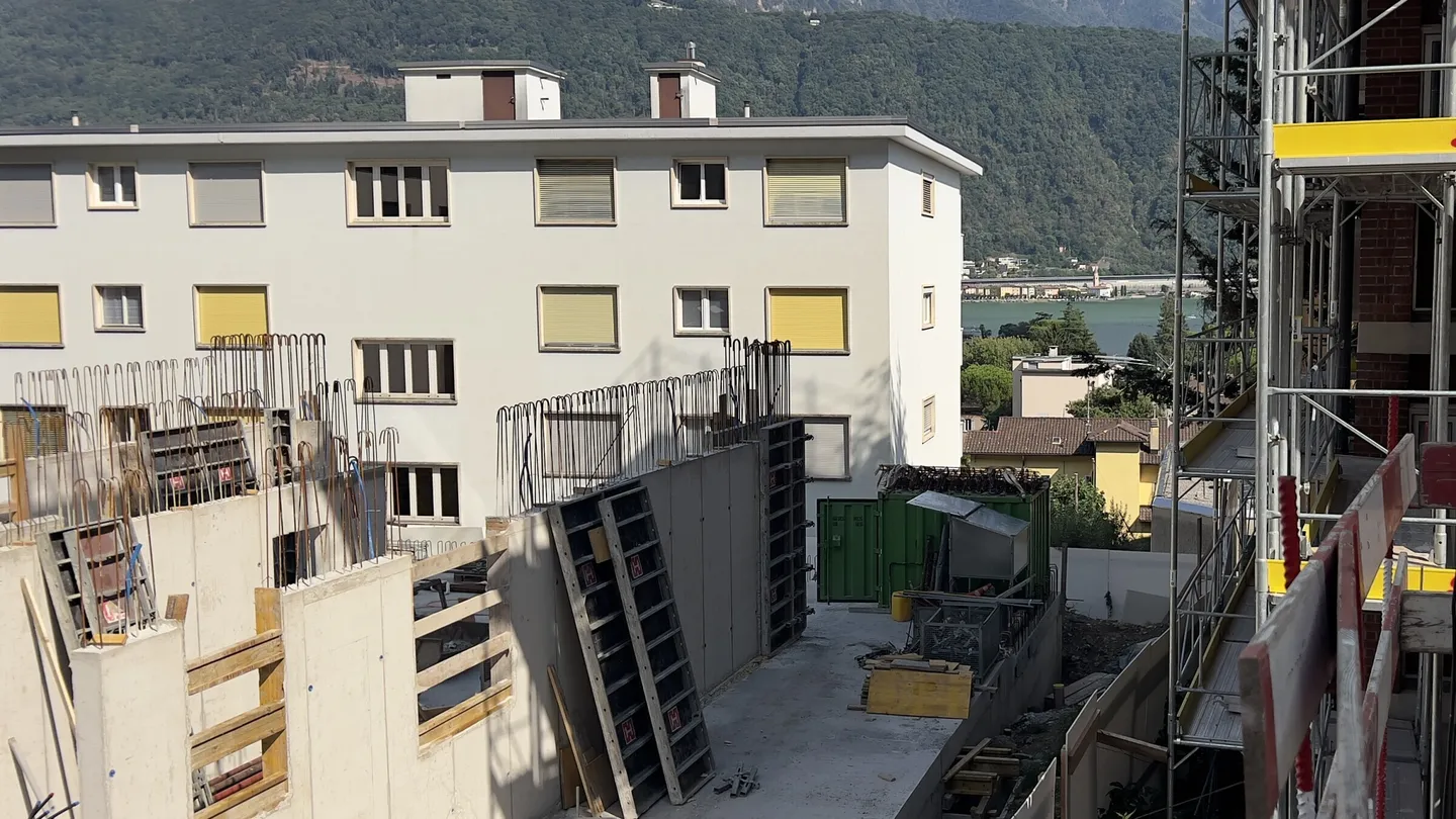 SUPER ATTICO DUPLEX 6.5 VISTA LAGO IN COSTRUZIONE A MELIDE - Photo 5 sur 8