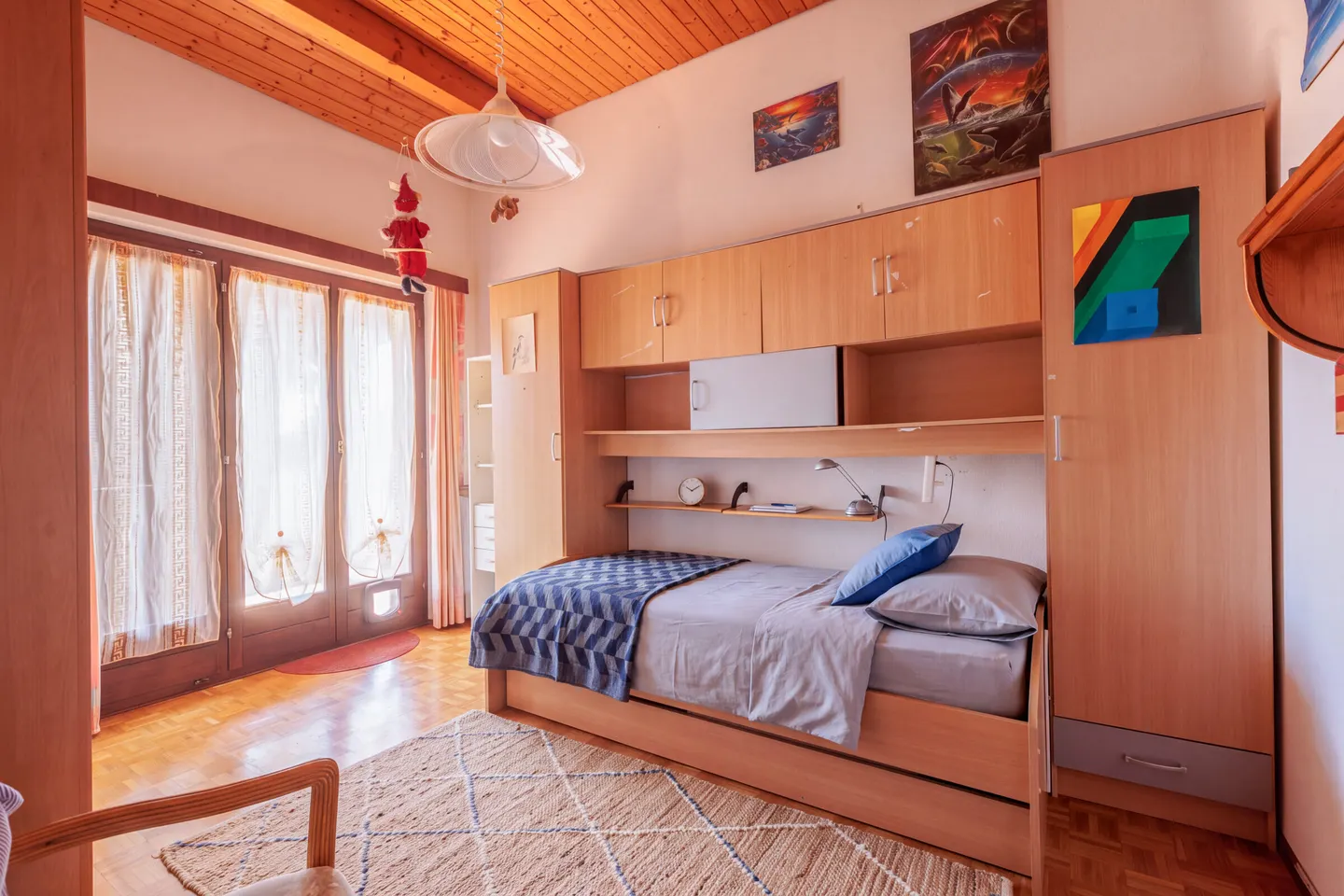 VILLA MIT 5,5 ZIMMERN UND GARTEN IM GRÜNEN IN PURA - Foto 8 von 9
