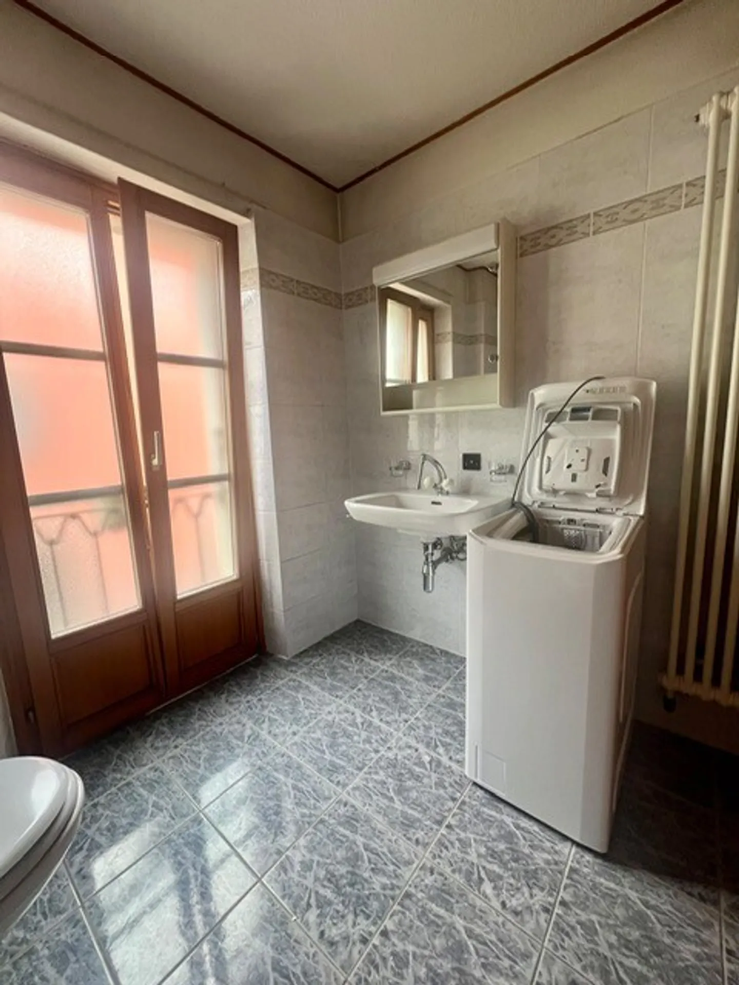 COMFORTABLE 2.5 ROOMS RENOVATED IN TUSCAN RUSTIC IN STABIO - Photo 6 of 13
