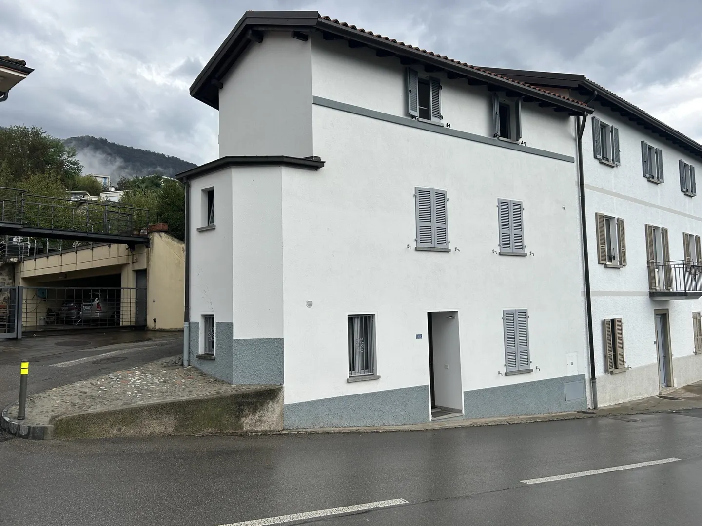 EXCELLENT AFFAIRE - IMMEUBLE À REVENUS À MORBIO INFERIORE - Photo 9 sur 9